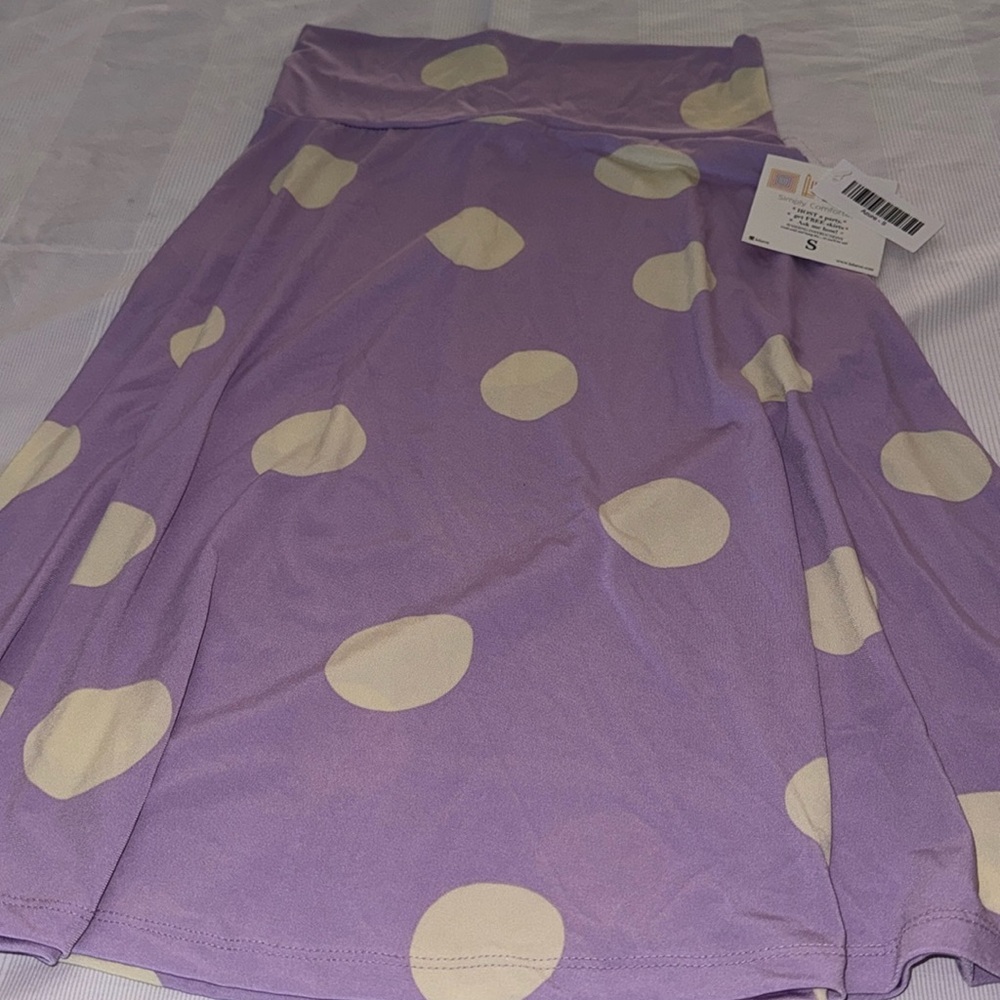 🍁 Lularoe “Azure” skirt lavender/ivory pattern S